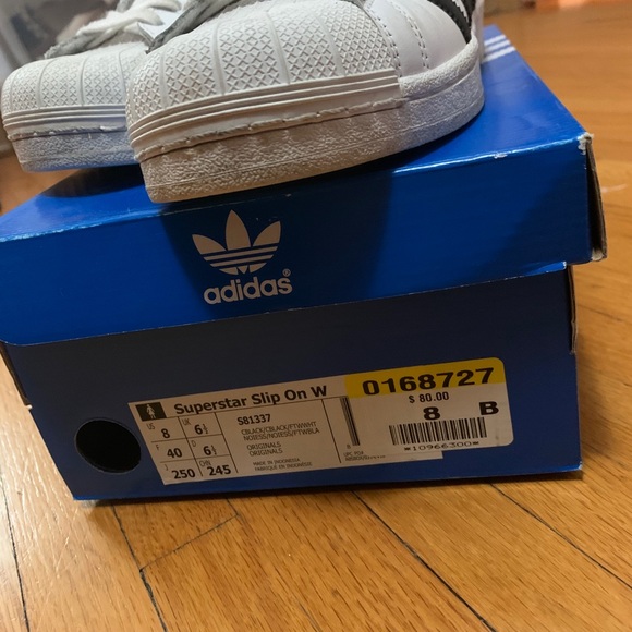 Pre loved shoes/sandals - Picture 3 of 4